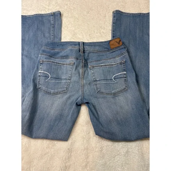 American Eagle Kick Boot Jeans Medium Wash Stretch Bootcut Denim Womens 6 - Picture 6 of 6